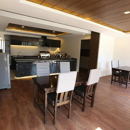 Royal Crown Hotel Rangoon Eksteriør billede