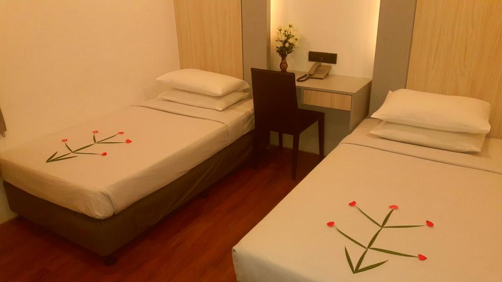Royal Crown Hotel Rangoon Eksteriør billede
