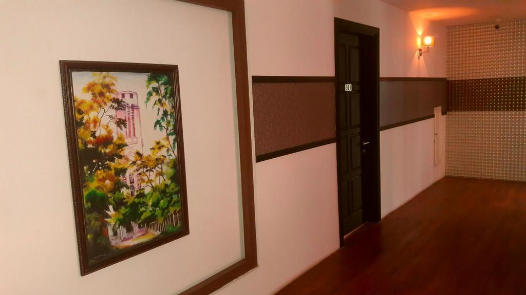 Royal Crown Hotel Rangoon Eksteriør billede